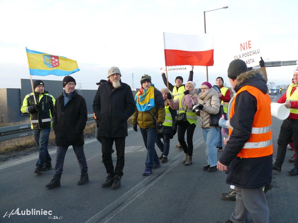 Lubliniec. Protest w sprawie S11 na DK 11