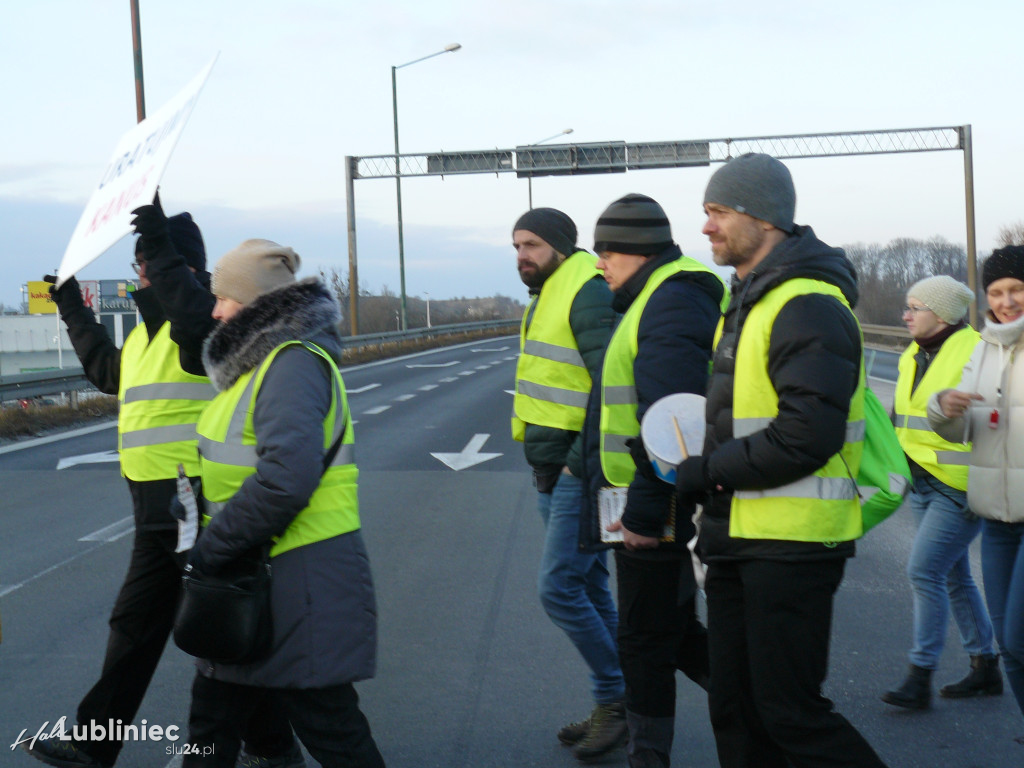 Lubliniec. Protest w sprawie S11 na DK 11