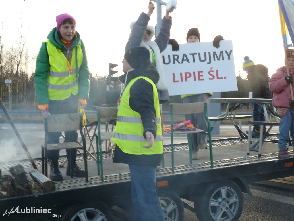 Lubliniec. Protest w sprawie S11 na DK 11