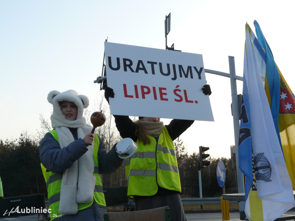 Lubliniec. Protest w sprawie S11 na DK 11