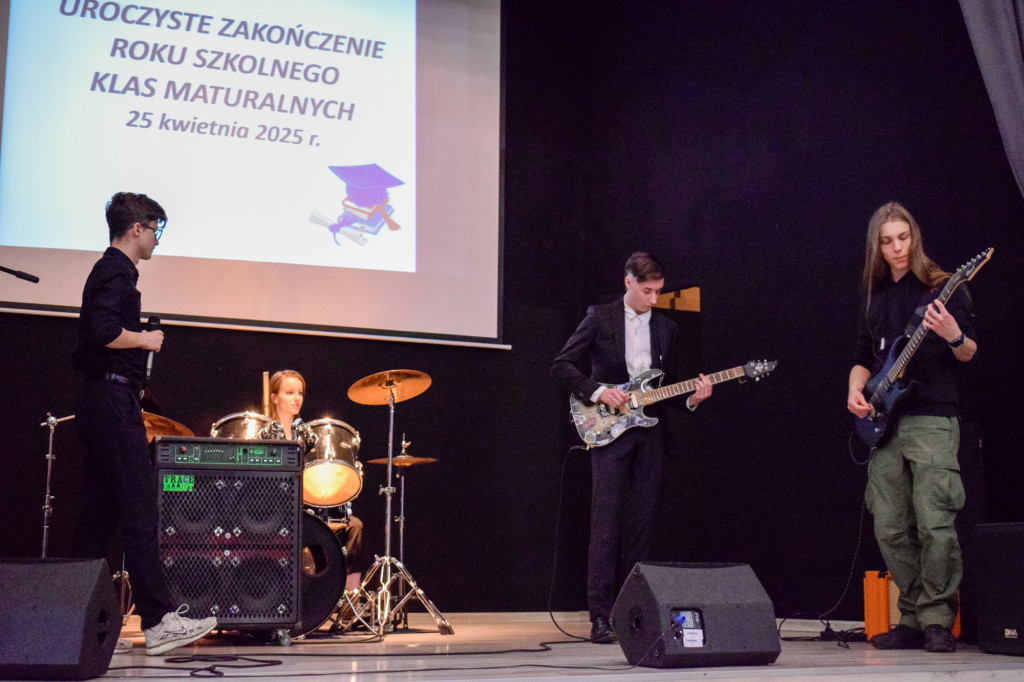 Lubliniec. Pożegnanie maturzystów [FOTO]