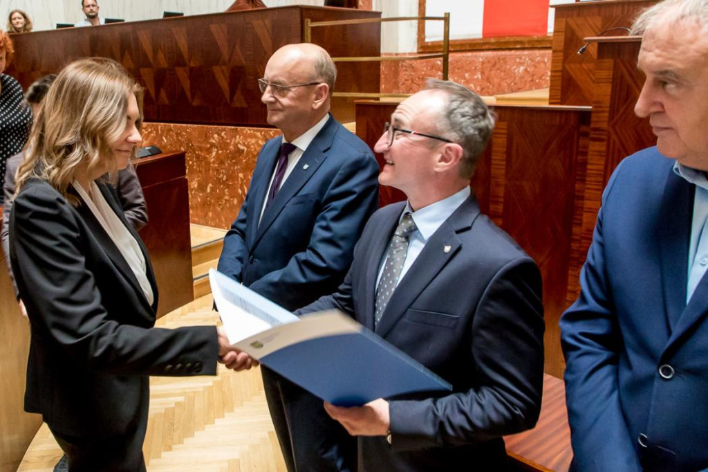 Pieniądze dla Koszęcina i Lisowic