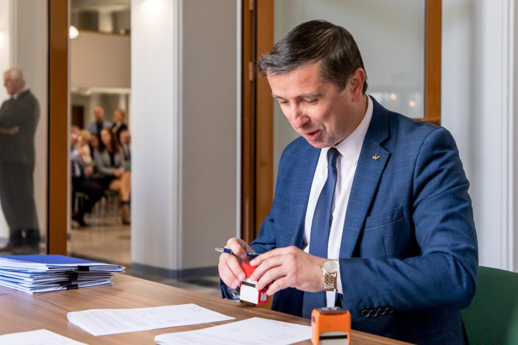 Powiat lubliniecki. Są pieniądze na drogi