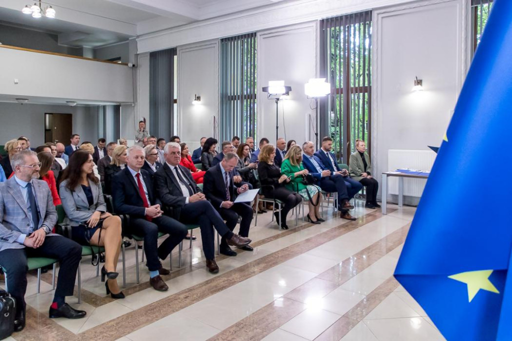 Powiat lubliniecki. Są pieniądze na drogi