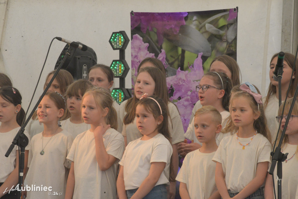 Święto Kwitnącego Różanecznika w Pawełkach