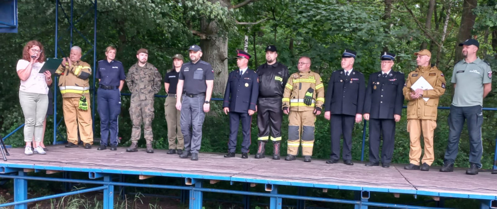 Koszęcin. Piknik dla dzieci z mundurowymi