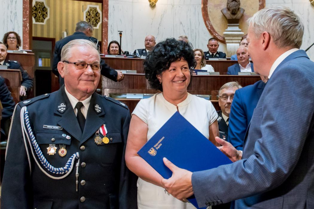 Powiat lubliniecki. Pieniądze na wozy dla druhów