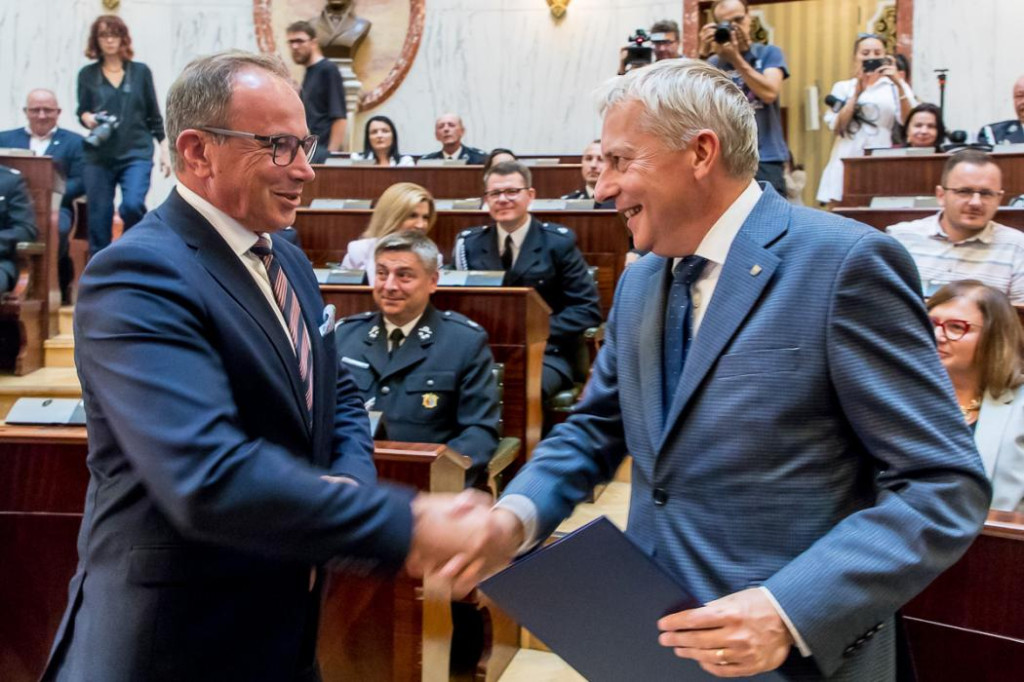 Powiat lubliniecki. Pieniądze na wozy dla druhów