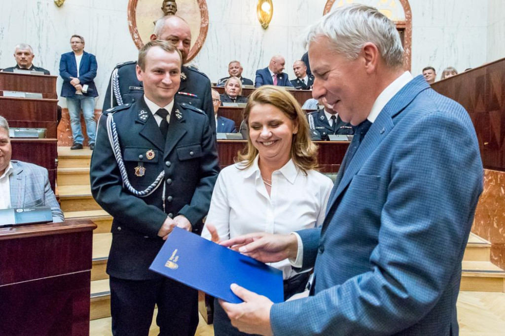 Powiat lubliniecki. Pieniądze na wozy dla druhów