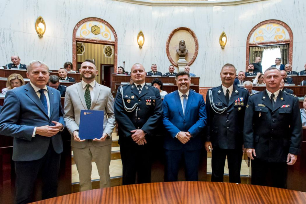 Powiat lubliniecki. Pieniądze na wozy dla druhów