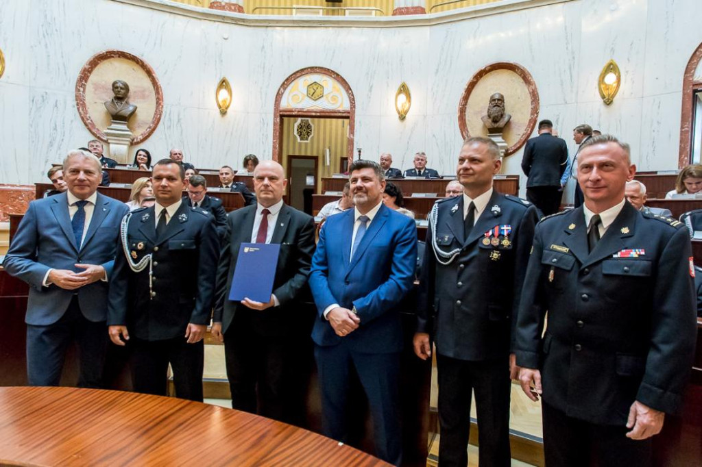 Powiat lubliniecki. Pieniądze na wozy dla druhów