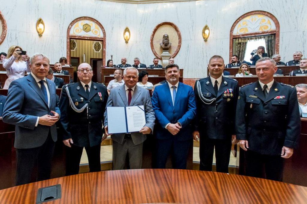 Powiat lubliniecki. Pieniądze na wozy dla druhów