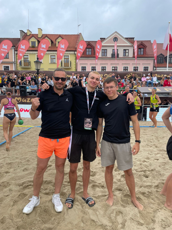 Lubliniec. Silna ekipa piłki ręcznej plażowej