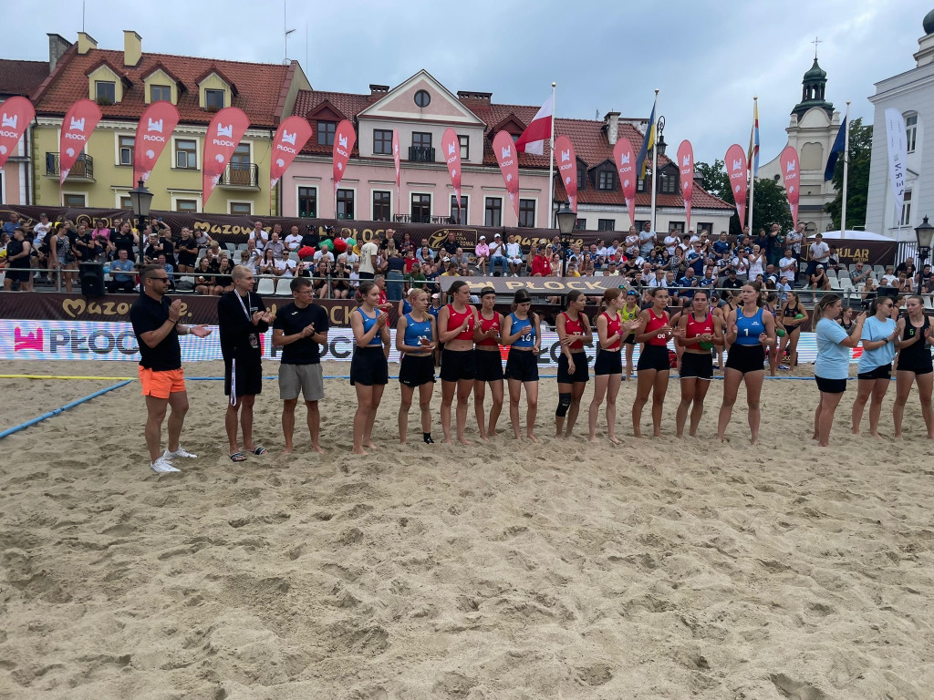 Lubliniec. Silna ekipa piłki ręcznej plażowej