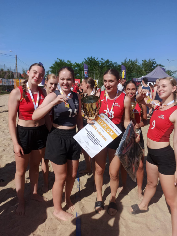 Lubliniec. Silna ekipa piłki ręcznej plażowej