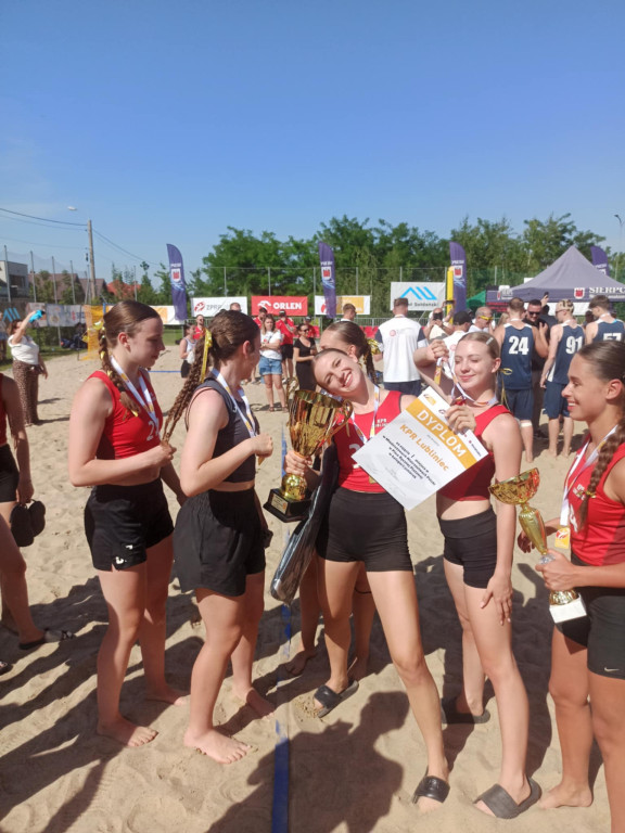 Lubliniec. Silna ekipa piłki ręcznej plażowej