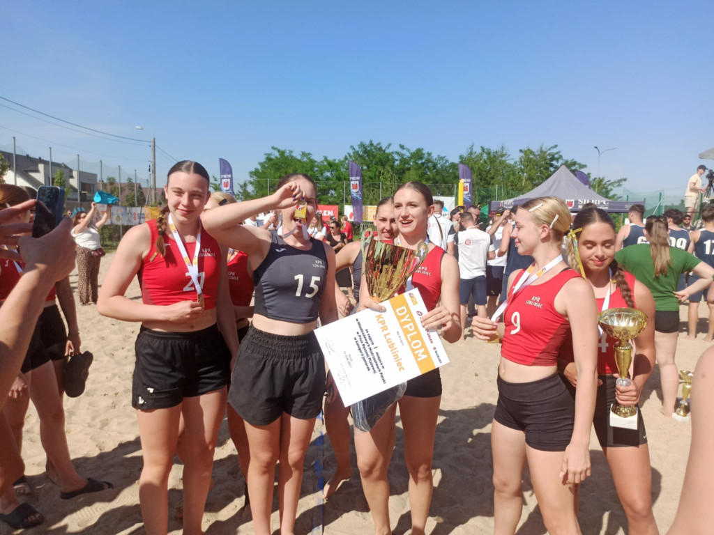 Lubliniec. Silna ekipa piłki ręcznej plażowej