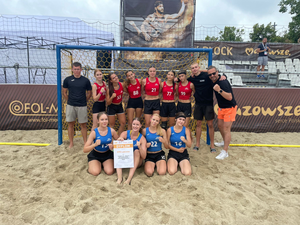 Lubliniec. Silna ekipa piłki ręcznej plażowej