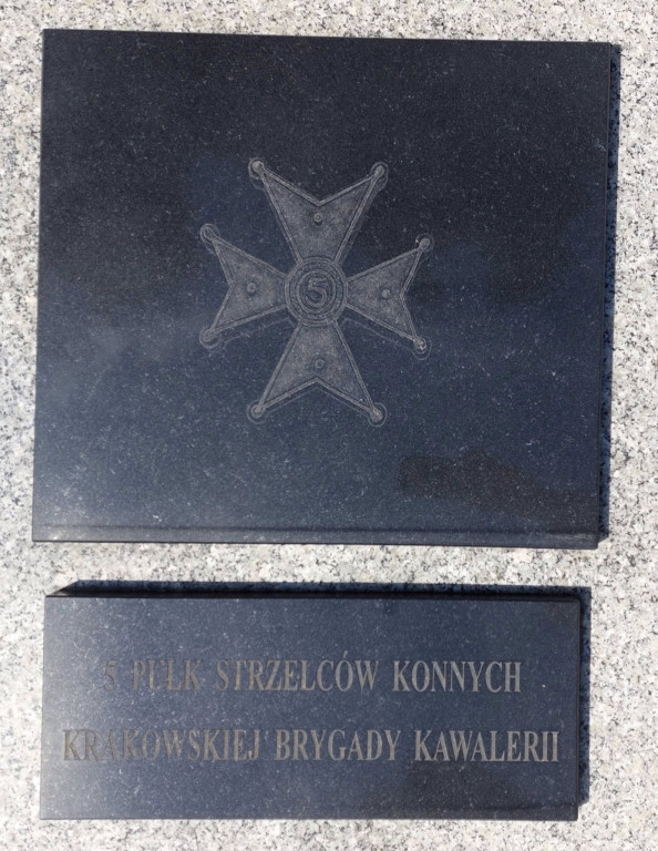 Woźniki. Ułani i wojenna rocznica