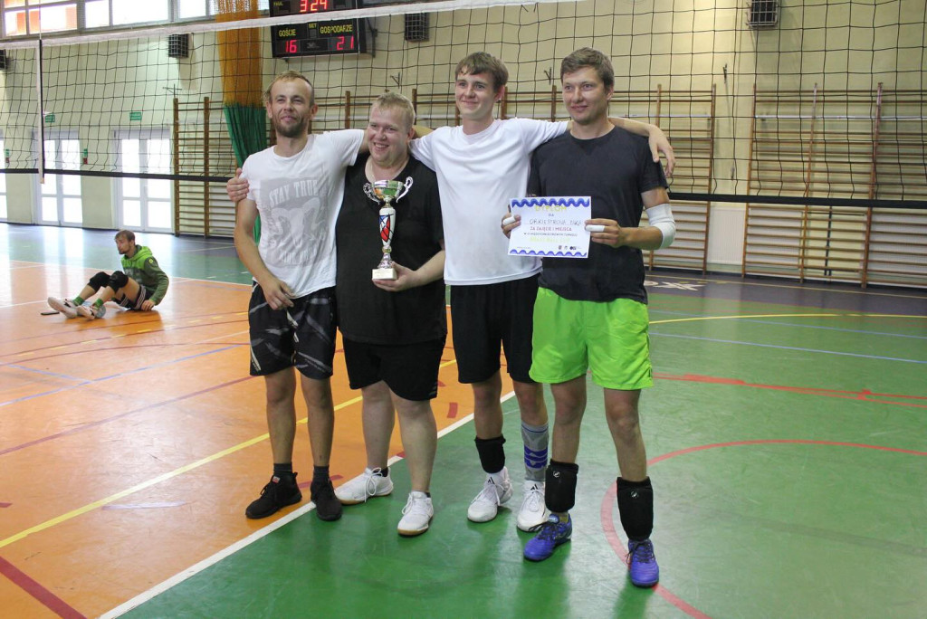 Orkiestry rywalizowały w… siatkówce