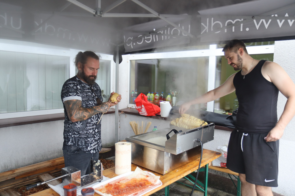 Orkiestry rywalizowały w… siatkówce