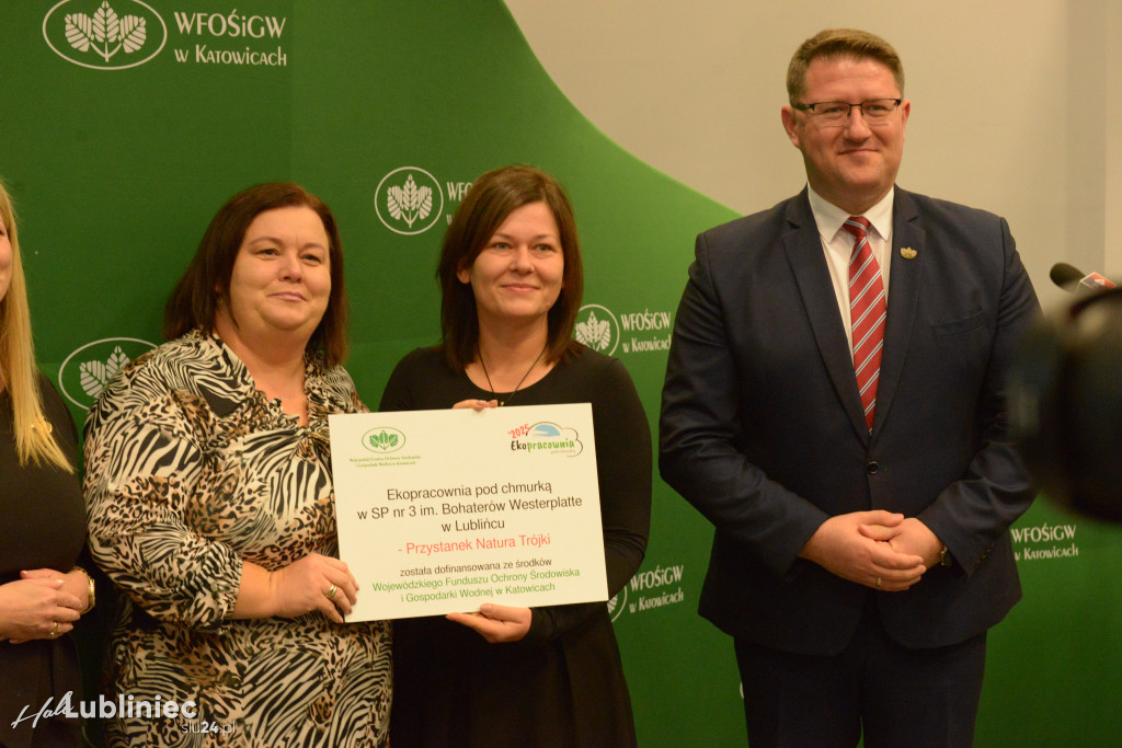 Lubliniec i Lubecko z ekopracowniami pod chmurką