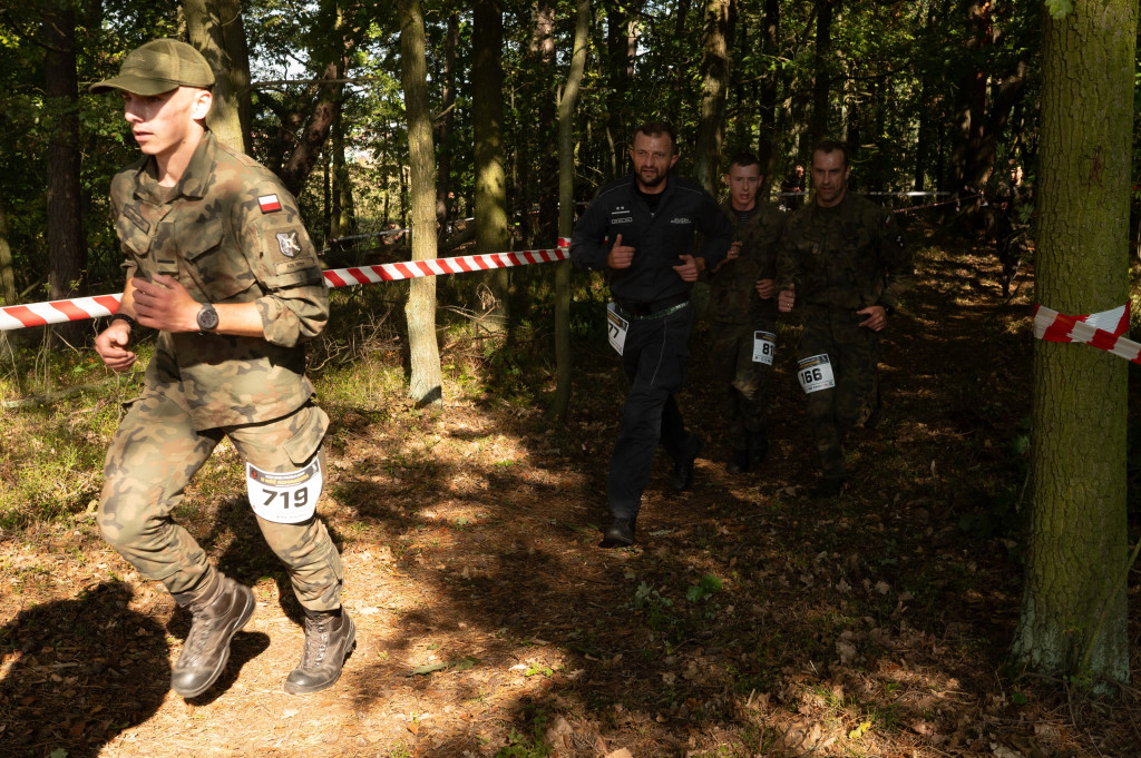 Zobaczcie zdjęcia z biegu „O Nóż Komandosa”