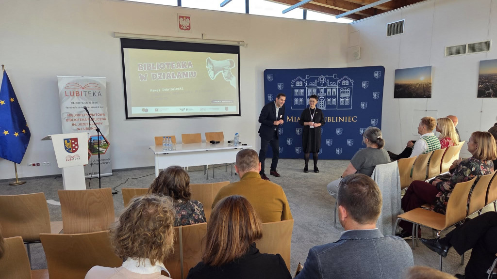 Lubliniec. Spotkanie bibliotekarzy ze Śląska i niezwykła noc