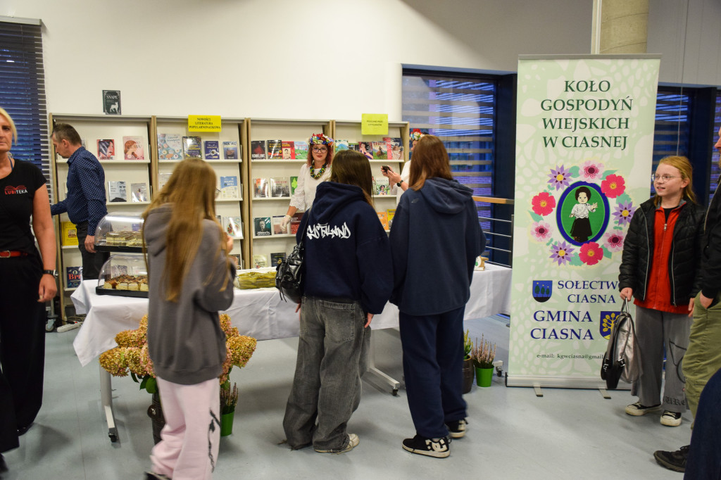 Lubliniec. Spotkanie bibliotekarzy ze Śląska i niezwykła noc