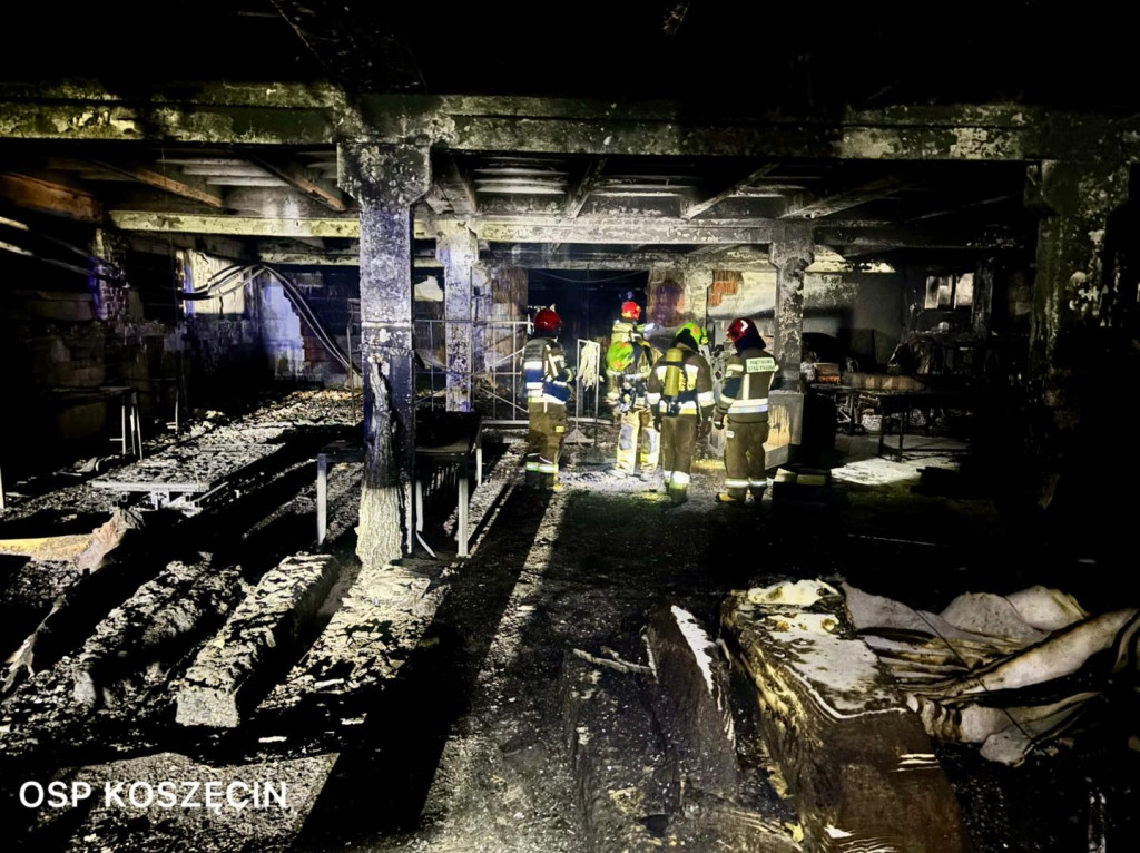 Pożar w Sadowie. Kilkadziesiąt zastępów strażackich