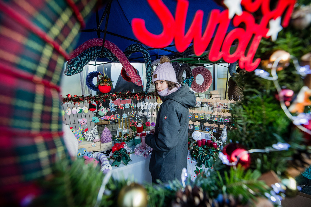Jarmark Świąteczny i Pogotowie Mikołajkowe