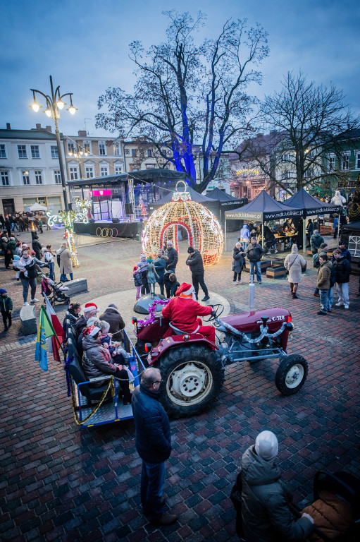 Jarmark Świąteczny i Pogotowie Mikołajkowe