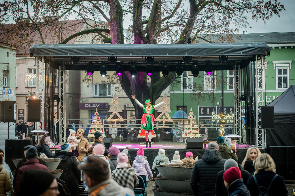 Jarmark Świąteczny i Pogotowie Mikołajkowe
