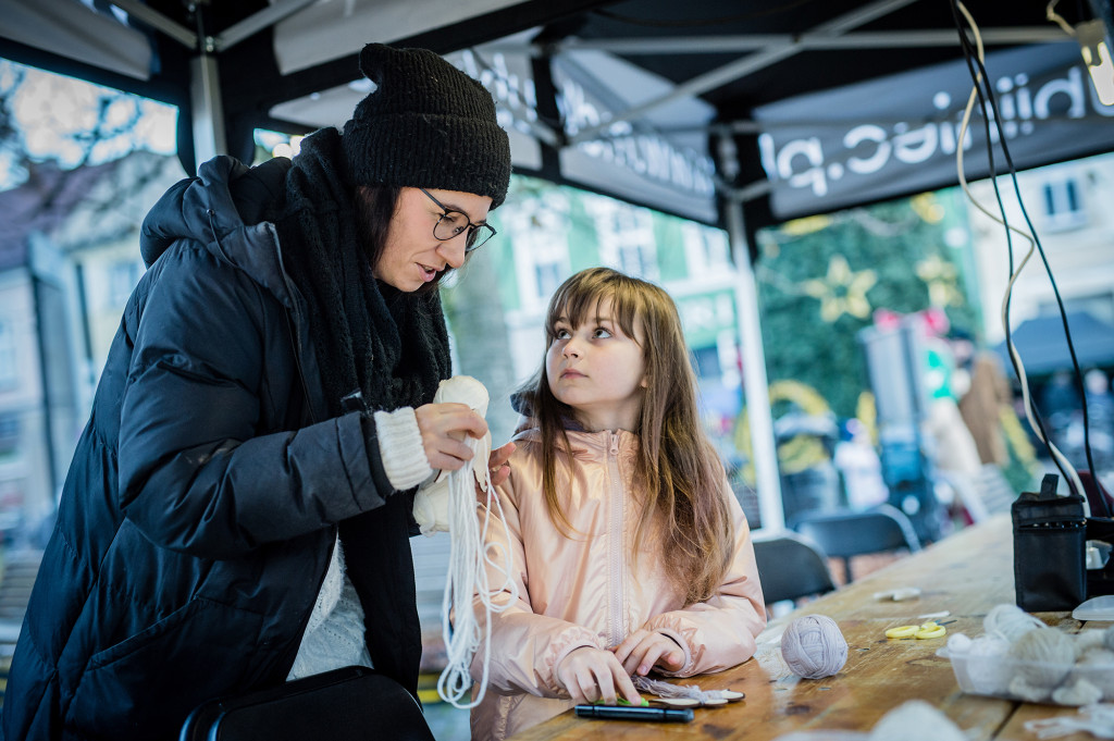 Jarmark Świąteczny i Pogotowie Mikołajkowe