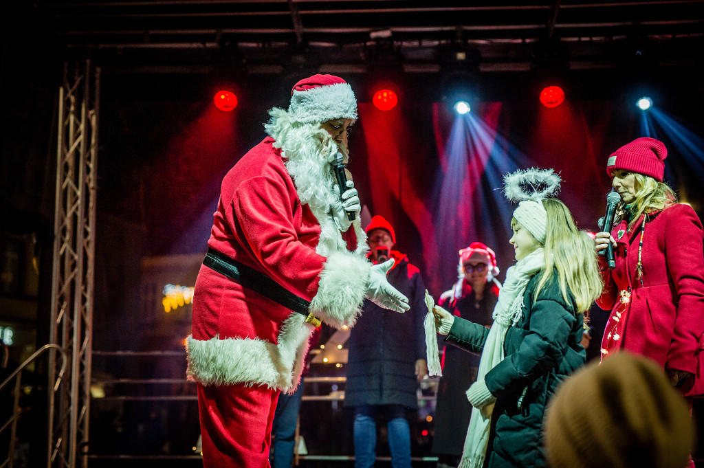 Jarmark Świąteczny i Pogotowie Mikołajkowe