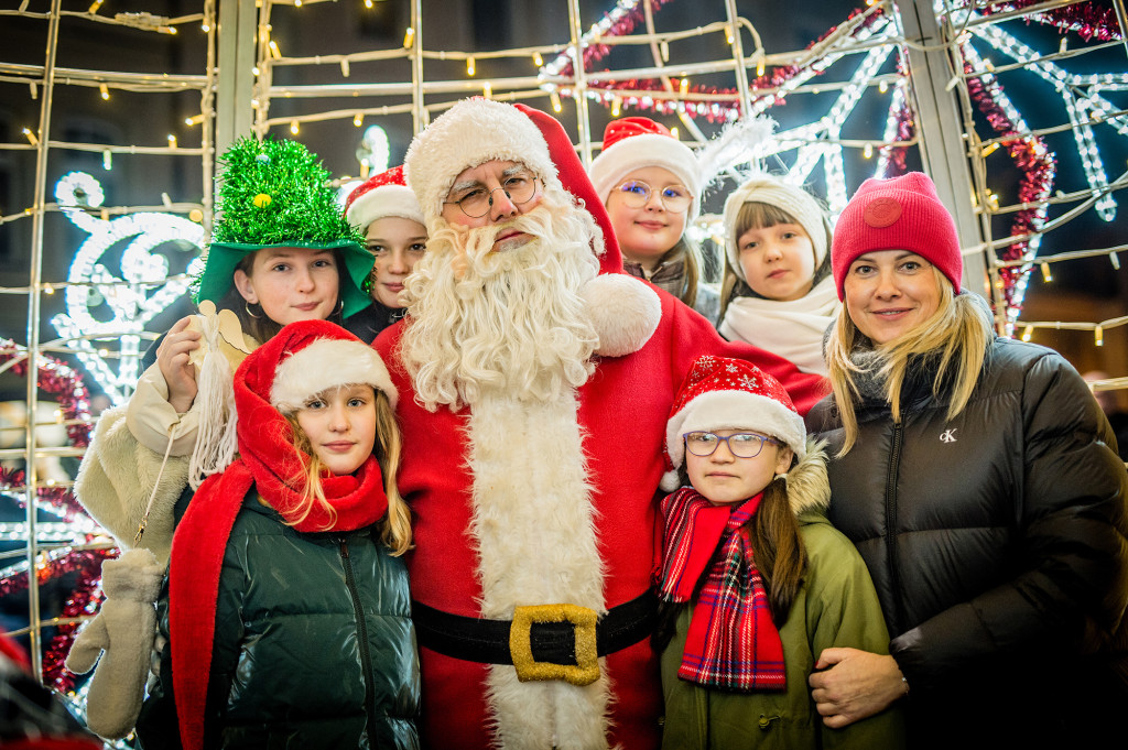 Jarmark Świąteczny i Pogotowie Mikołajkowe