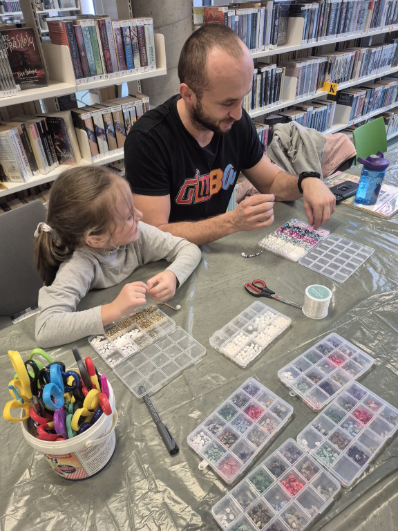 Kalcyt z Lubszy, goethyt z Bruśka, piryt z...