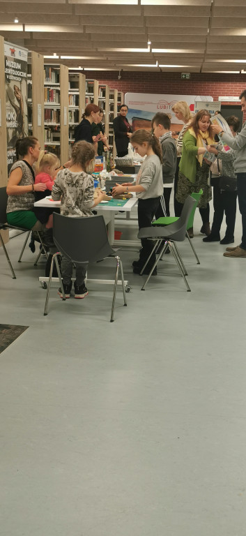 Kalcyt z Lubszy, goethyt z Bruśka, piryt z...