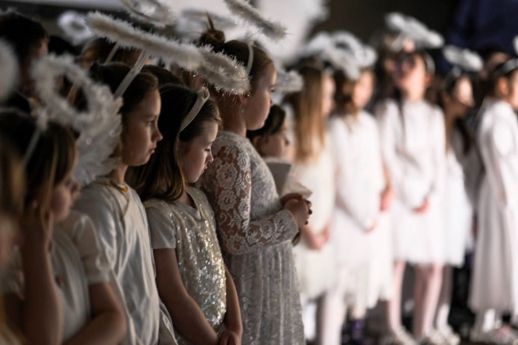 Kiermasz dla Lenki i jasełka w Czwórce