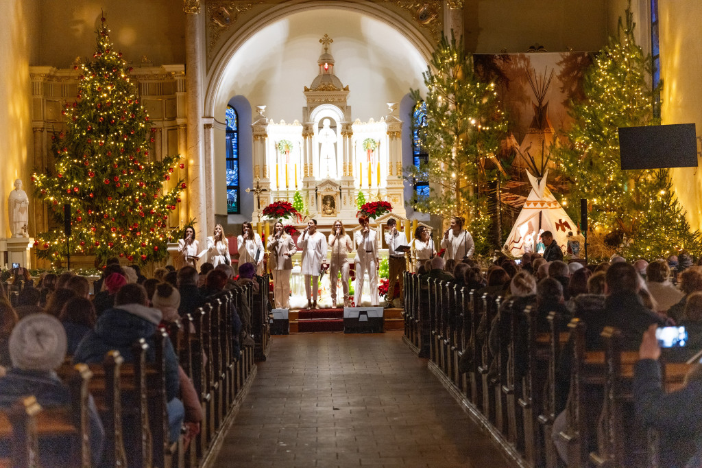Gospelsi kolędowali w Lublińcu. Ciąg dalszy nastąpi