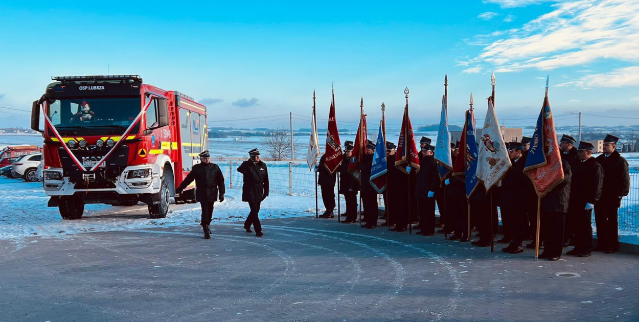 Nasza OSP ma nowy samochód ratowniczo-gaśniczy