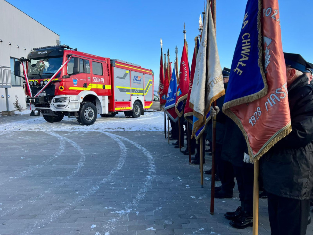 Nasza OSP ma nowy samochód ratowniczo-gaśniczy