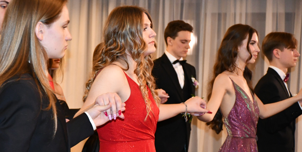 Lubliniec. Kochcice. Poloneza czas zacząć. Tak się bawi Mickiewicz