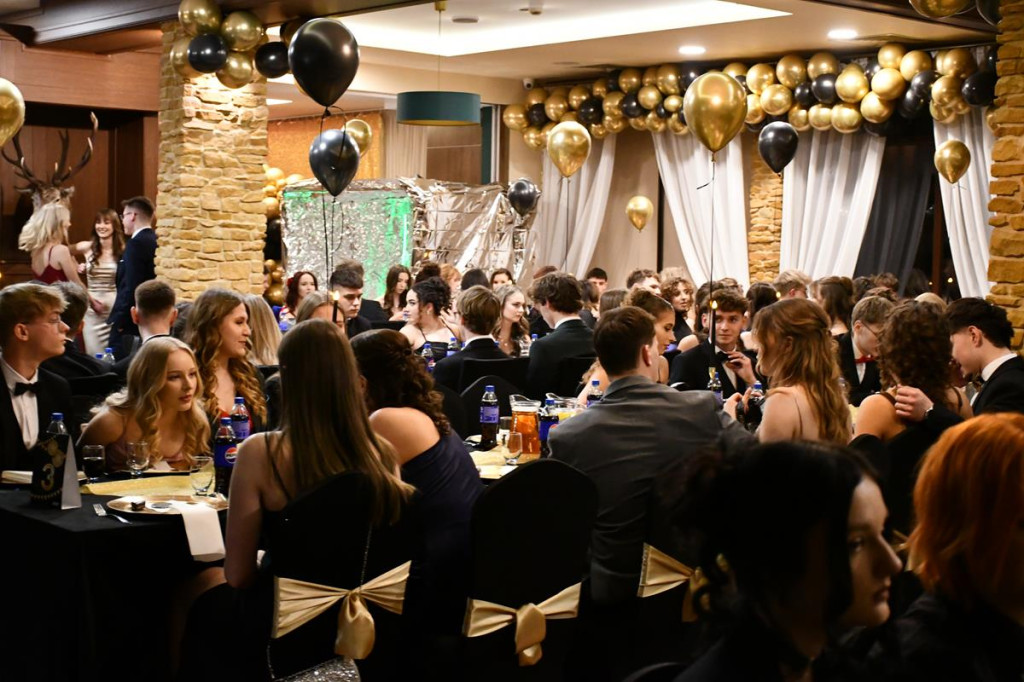 Lubliniec. Kochcice. Poloneza czas zacząć. Tak się bawi Mickiewicz