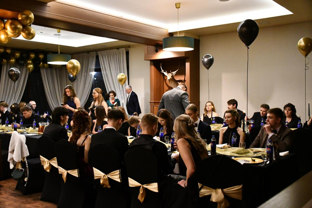 Lubliniec. Kochcice. Poloneza czas zacząć. Tak się bawi Mickiewicz