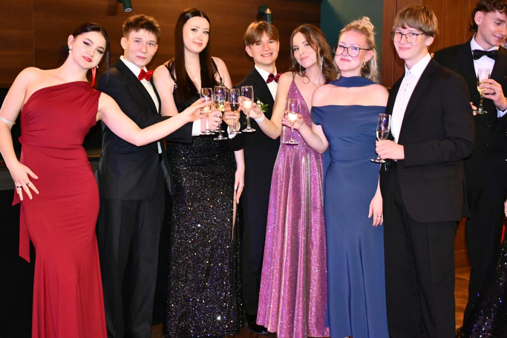 Lubliniec. Kochcice. Poloneza czas zacząć. Tak się bawi Mickiewicz