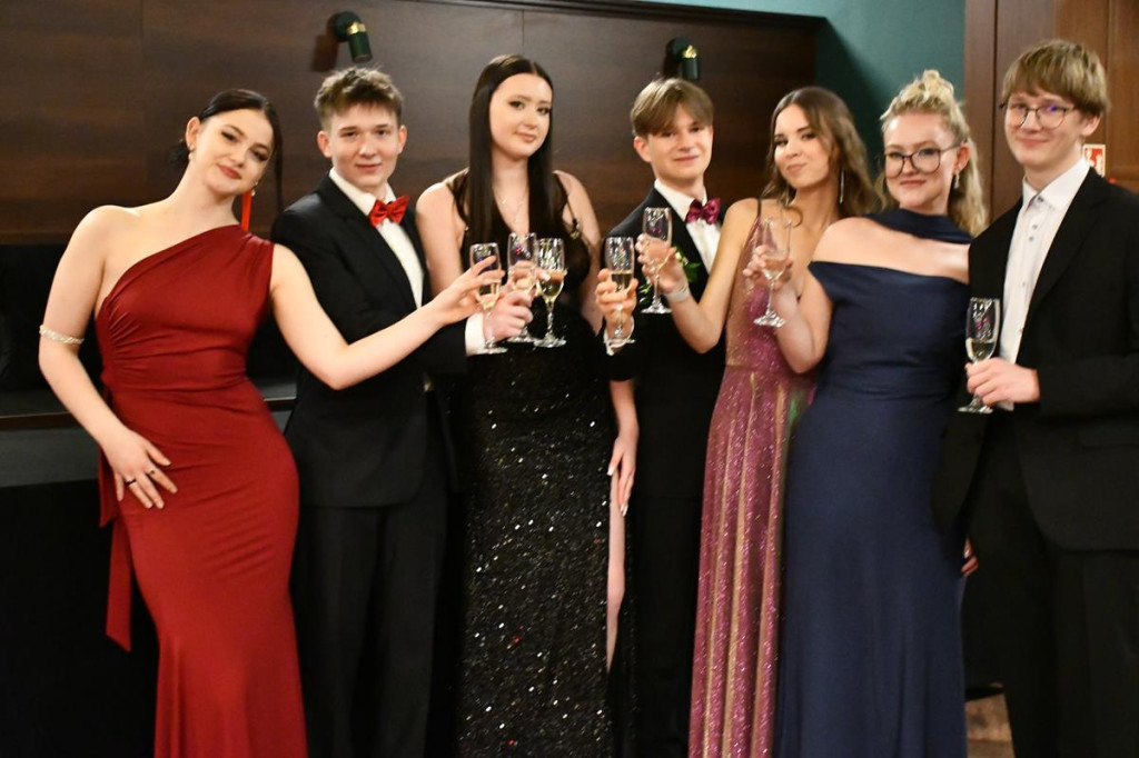 Lubliniec. Kochcice. Poloneza czas zacząć. Tak się bawi Mickiewicz