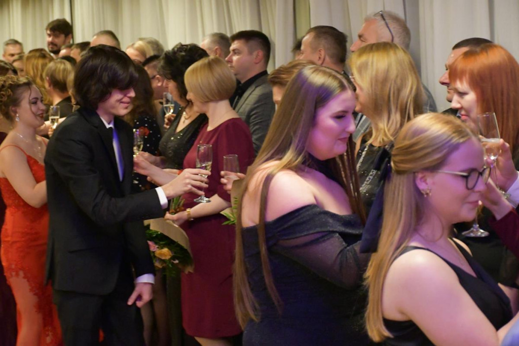 Lubliniec. Kochcice. Poloneza czas zacząć. Tak się bawi Mickiewicz