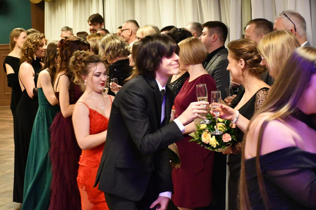 Lubliniec. Kochcice. Poloneza czas zacząć. Tak się bawi Mickiewicz