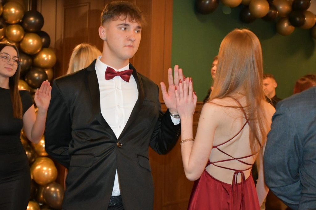 Lubliniec. Kochcice. Poloneza czas zacząć. Tak się bawi Mickiewicz